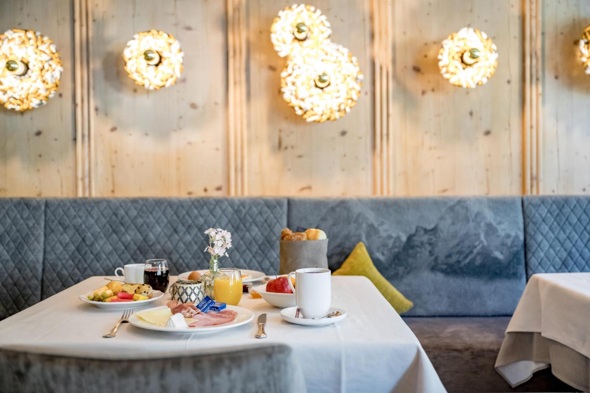 Alpenromantik-Hotel Wirlerhof กัลเทือร์ ภายนอก รูปภาพ