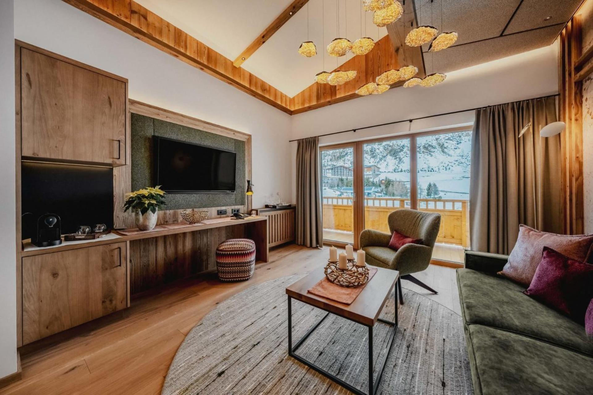 Alpenromantik-Hotel Wirlerhof กัลเทือร์ ภายนอก รูปภาพ